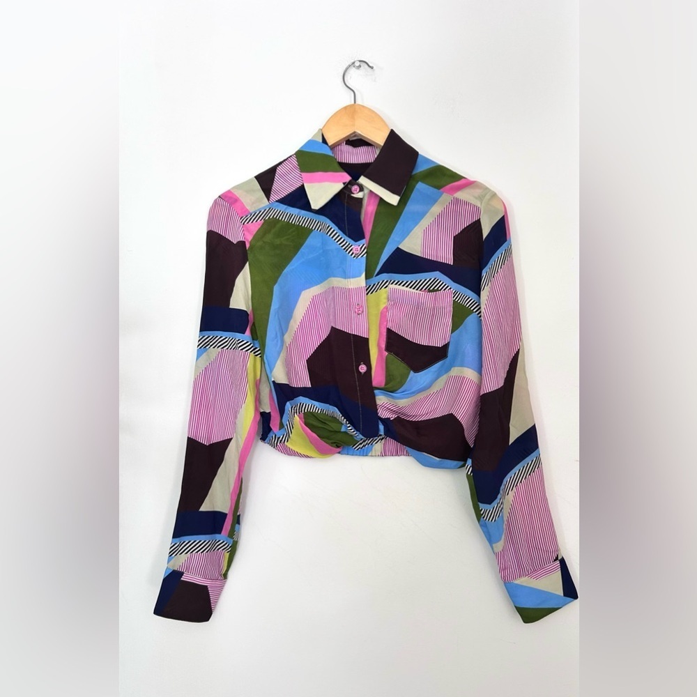 Le Superbe silk Interrupted Pattern Sunset Tower Tuck Blouse Colorful Geometric - Picture 5 of 8